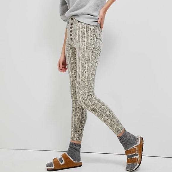 ANTHROPOLOGIE PILCRO High Rise Button Fly Skinny Corduroy Pants - Picture 1 of 6